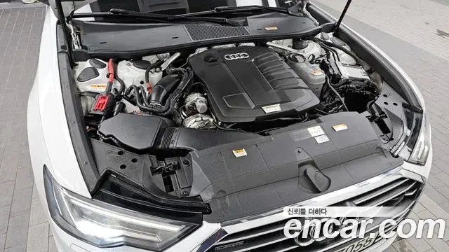 Audi A6 2022 — ფოტო 19/20