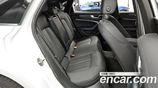 Audi A6 2022 — ფოტო 4/20