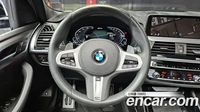 BMW X3 2021 — ფოტო 17/20
