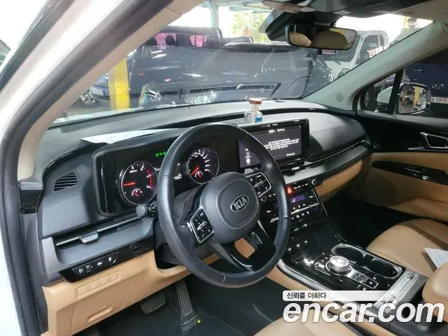 Kia Carnival 2020 — Photo 1/19