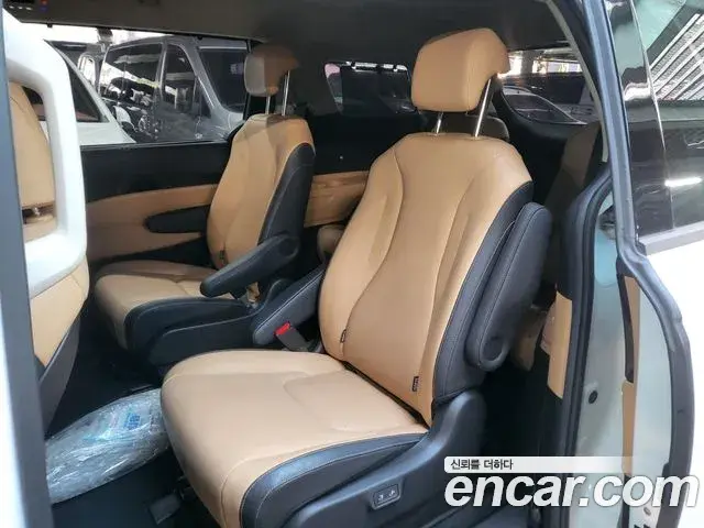 Kia Carnival 2020 — Photo 3/19