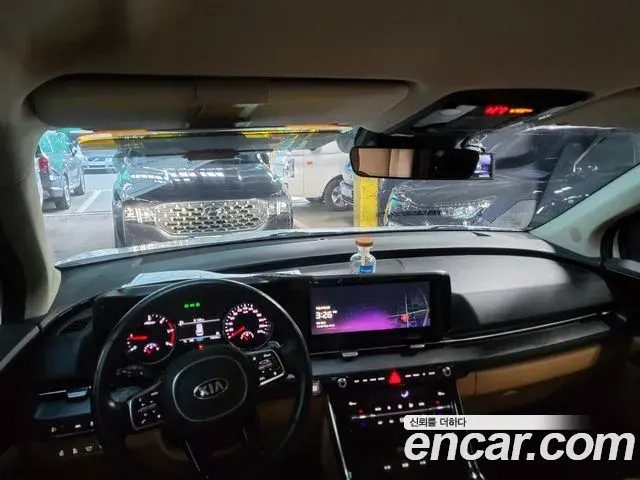 Kia Carnival 2020 — Photo 4/19