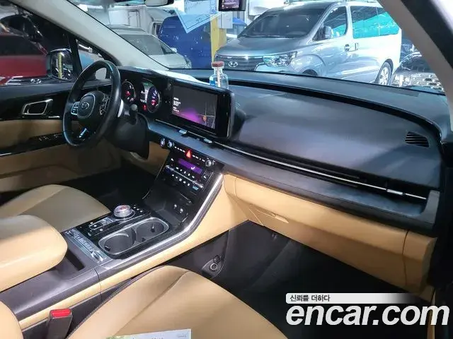 Kia Carnival 2020 — Photo 9/19