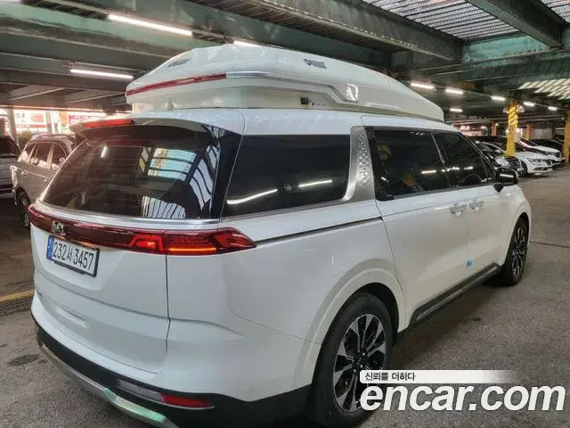 Kia Carnival 2020 — Photo 11/19