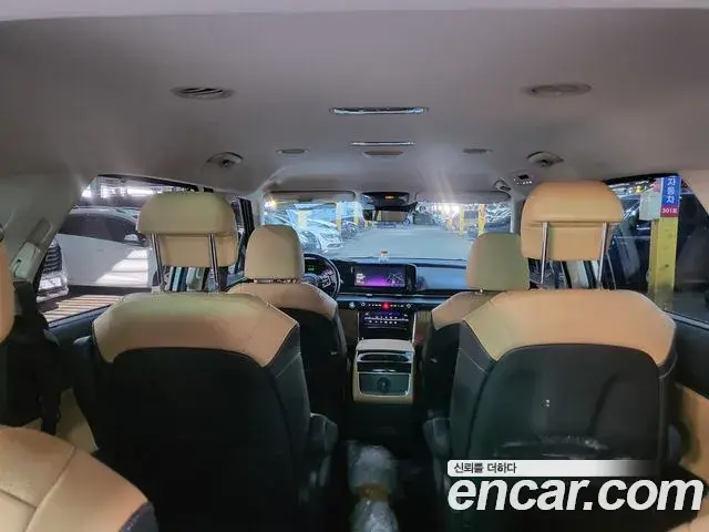 Kia Carnival 2020 — Photo 15/19