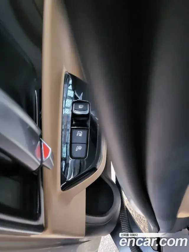 Kia Carnival 2020 — Photo 18/19