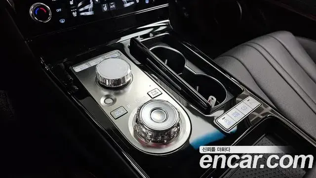 Genesis G80 2024 — Şəkil 13/20