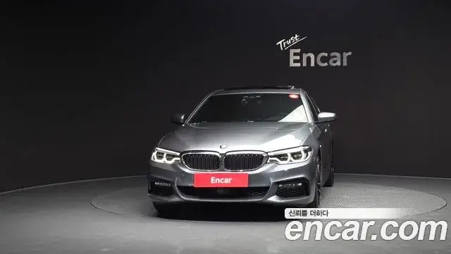 BMW 5 Series 2018 — Photo 10/20