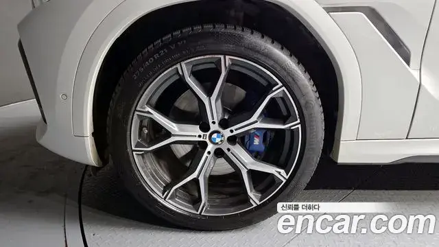 BMW X6 2022 — Фото 5/20