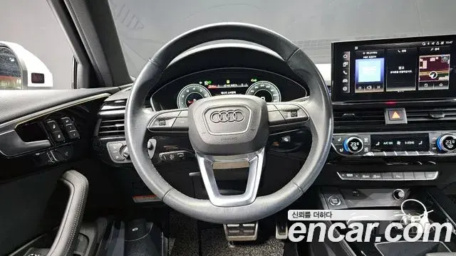 Audi A4 2021 — Şəkil 11/20