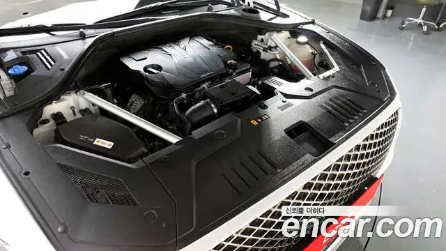 Genesis GV70 2023 — Şəkil 18/20