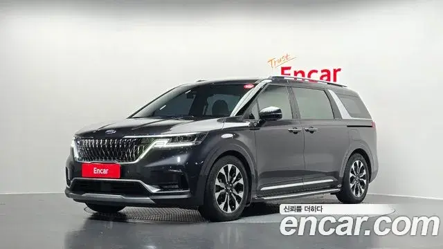 Kia Carnival 2021 — Photo 13/20
