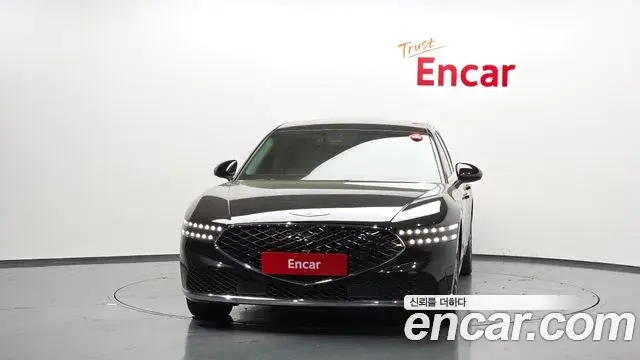 Genesis G90 2023 — Photo 1/20