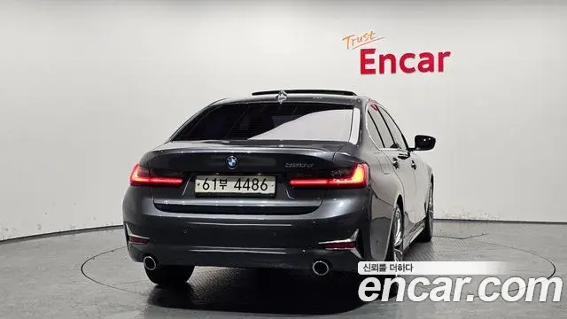 BMW 3 Series 2019 — ფოტო 5/20