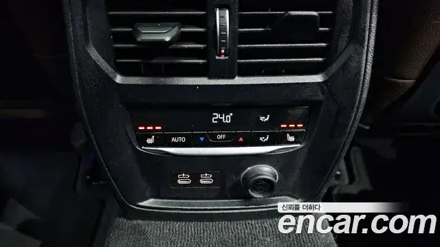 BMW 3 Series 2019 — ფოტო 10/20