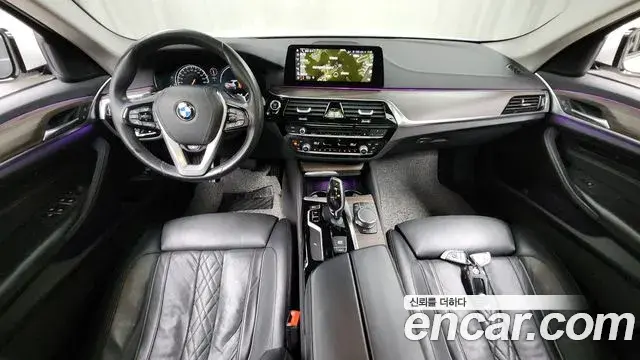 BMW 5 Series 2018 — Photo 3/20