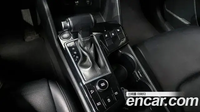 Kia Sportage 2022 — ფოტო 15/20