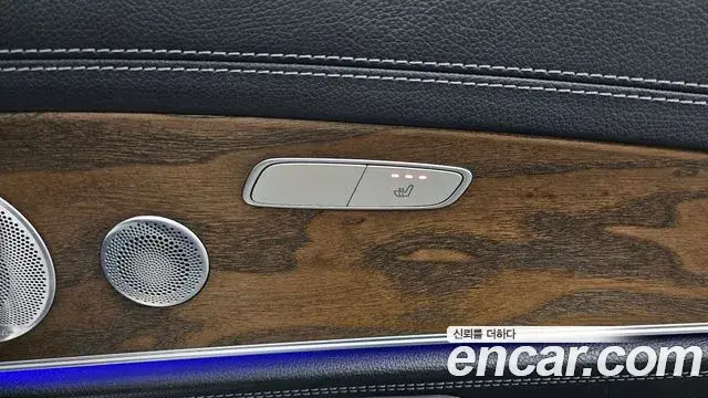 Mercedes-Benz E-Class 2019 — Фото 19/20