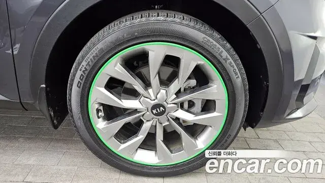Kia Sorento 2020 — Фото 5/20