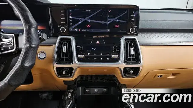 Kia Sorento 2020 — Фото 15/20