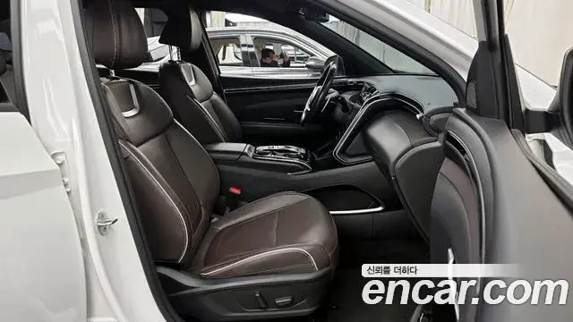 Hyundai Tucson Hybrid 2021 — Photo 9/20