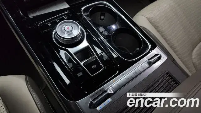 Kia Carnival 2021 — Şəkil 7/20