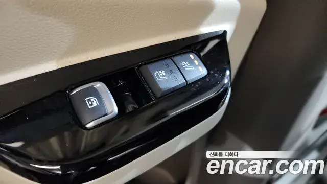 Kia Carnival 2021 — Şəkil 8/20