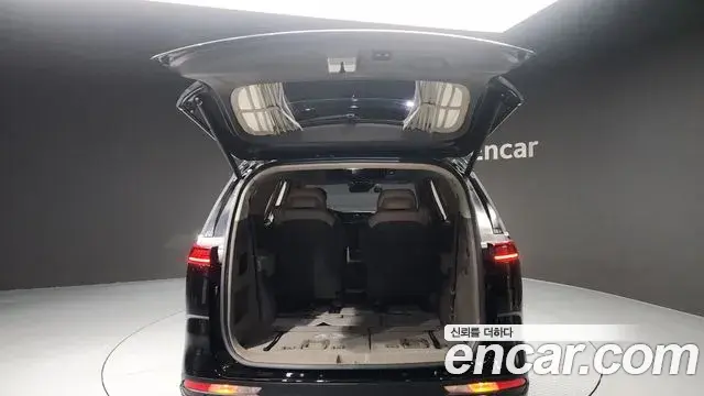 Kia Carnival 2021 — Şəkil 20/20