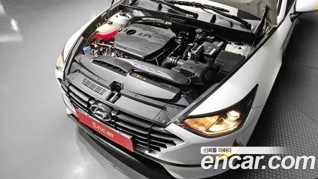 Hyundai Sonata Hybrid 2022 — Şəkil 14/20