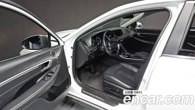 Hyundai Sonata Hybrid 2022 — Şəkil 1/20