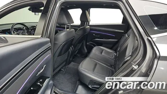 Hyundai Tucson Hybrid 2021 — ფოტო 13/20