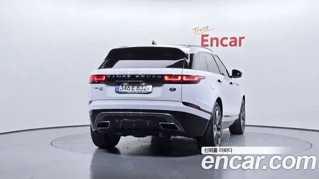 Land Rover Range Rover Velar 2022 — Şəkil 4/20
