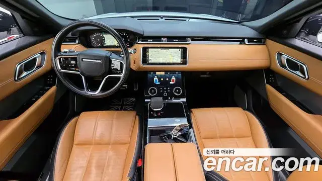 Land Rover Range Rover Velar 2022 — Şəkil 7/20