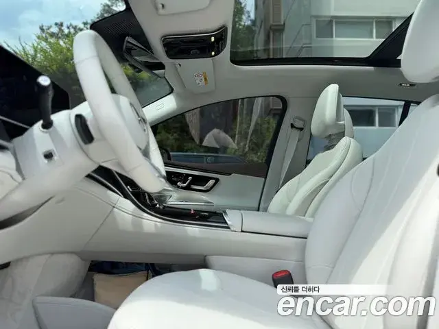 Mercedes-Benz EQE SUV 2024 — ფოტო 7/17