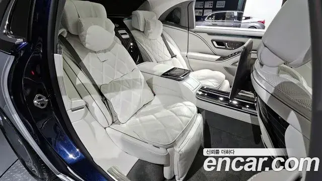 Mercedes-Benz S-Class 2022 — ფოტო 11/20