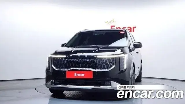 Kia Carnival 2025 — Photo 2/20