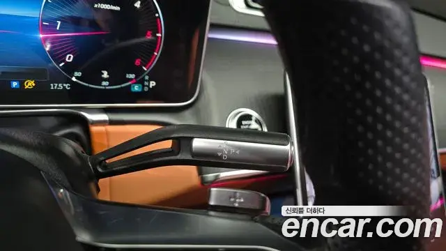 Mercedes-Benz S-Class 2022 — ფოტო 16/20