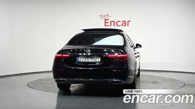 Mercedes-Benz S-Class 2022 — Фото 4/20