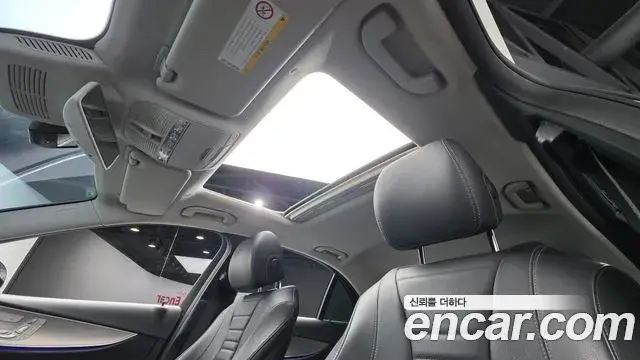 Mercedes-Benz E-Class 2019 — Şəkil 18/20