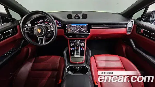Porsche Cayenne 2022 — Photo 12/20