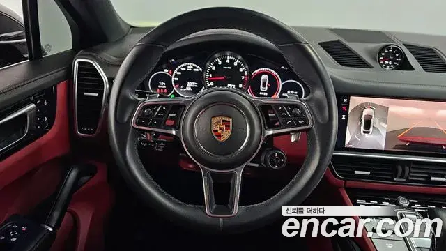Porsche Cayenne 2022 — Photo 5/20