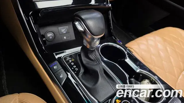 Kia Mohave The Master 2020 — Photo 9/20
