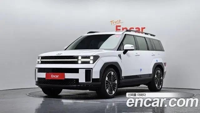 Hyundai Santa Fe 2023 — Фото 1/20