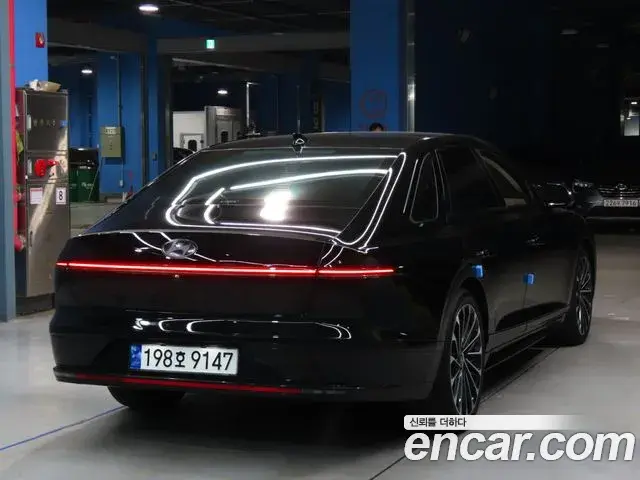 Hyundai Grandeur Hybrid 2023 — Şəkil 17/20
