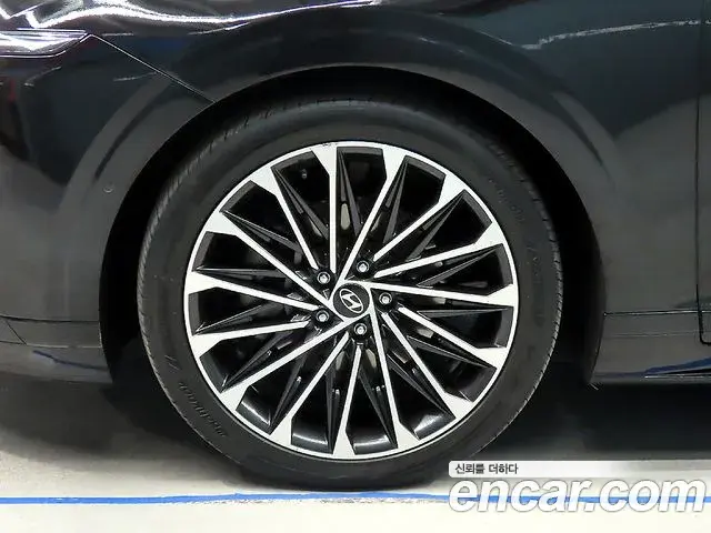 Hyundai Grandeur Hybrid 2023 — Şəkil 11/20