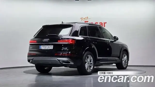 Audi Q7 2021 — Şəkil 4/20
