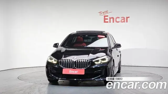 BMW 1 Series 2021 — ფოტო 10/20