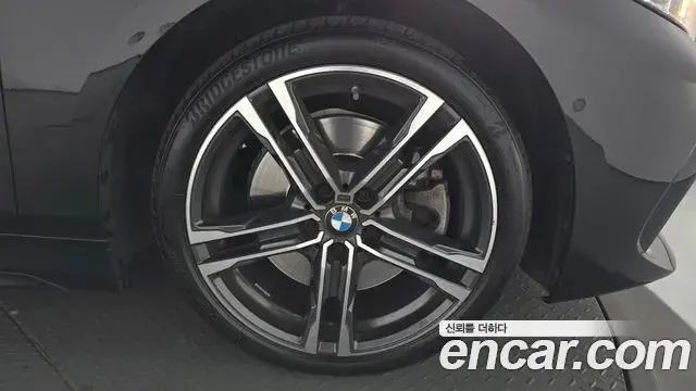BMW 1 Series 2021 — ფოტო 11/20