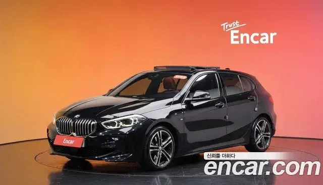 BMW 1 Series 2021 — ფოტო 12/20