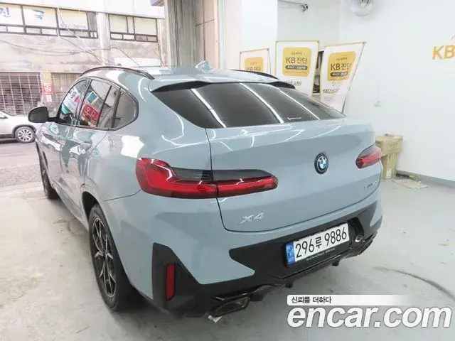 BMW X4 2022 — Photo 4/20
